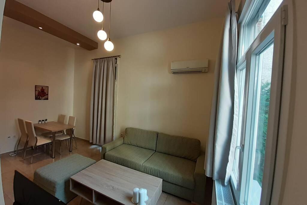 Dreamy Center 2 Thesbnbgr Appartement *